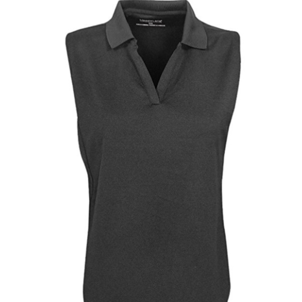 Maggie Lane golf tee- worn once. Sporty classic preppy clubhouse